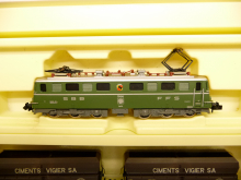Minitrix 51107100 N Schweizer Zementzug mit Ae 6/6 und 10 Güterwagen TOP in OVP