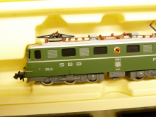 Minitrix 51107100 N Schweizer Zementzug mit Ae 6/6 und 10 Güterwagen TOP in OVP