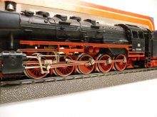 Märklin 3084 H0 Dampflok BR 050 082-7 DB mit Kabinentender analog in OVP