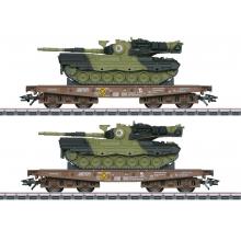 Märklin H0 48842 Schwerlast-Flachwagen-Set Slmmps DSB mit 2 Leopard 1A5